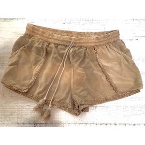 NWT boho shorts